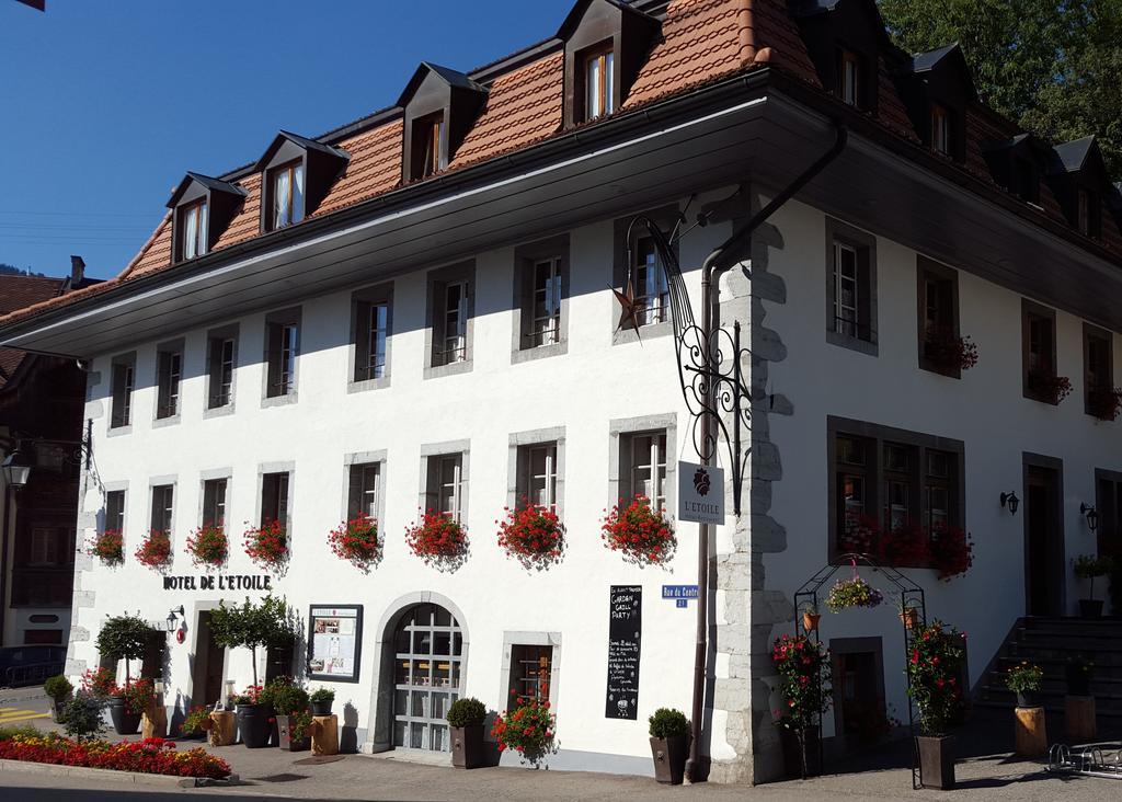 Romantik Hotel L'Etoile Шарме Екстер'єр фото