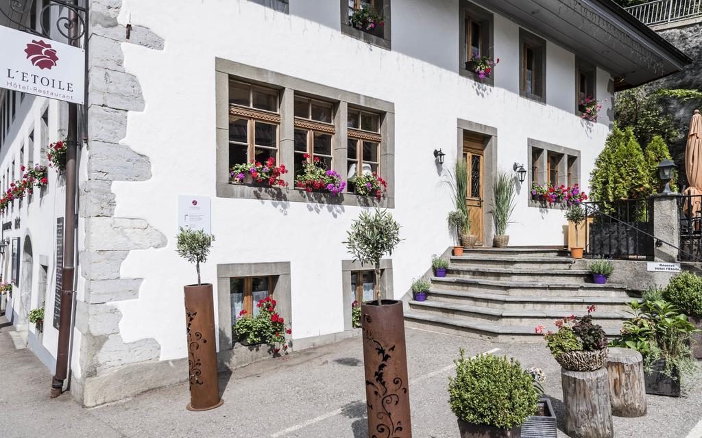 Romantik Hotel L'Etoile Шарме Екстер'єр фото