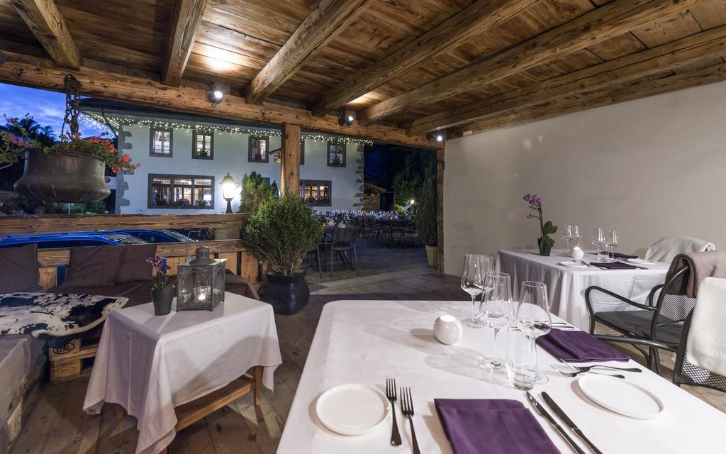 Romantik Hotel L'Etoile Шарме Екстер'єр фото